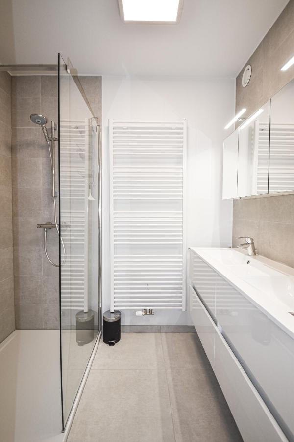 Crystal Residences - Luxurious Seaside Apartments オステンド エクステリア 写真